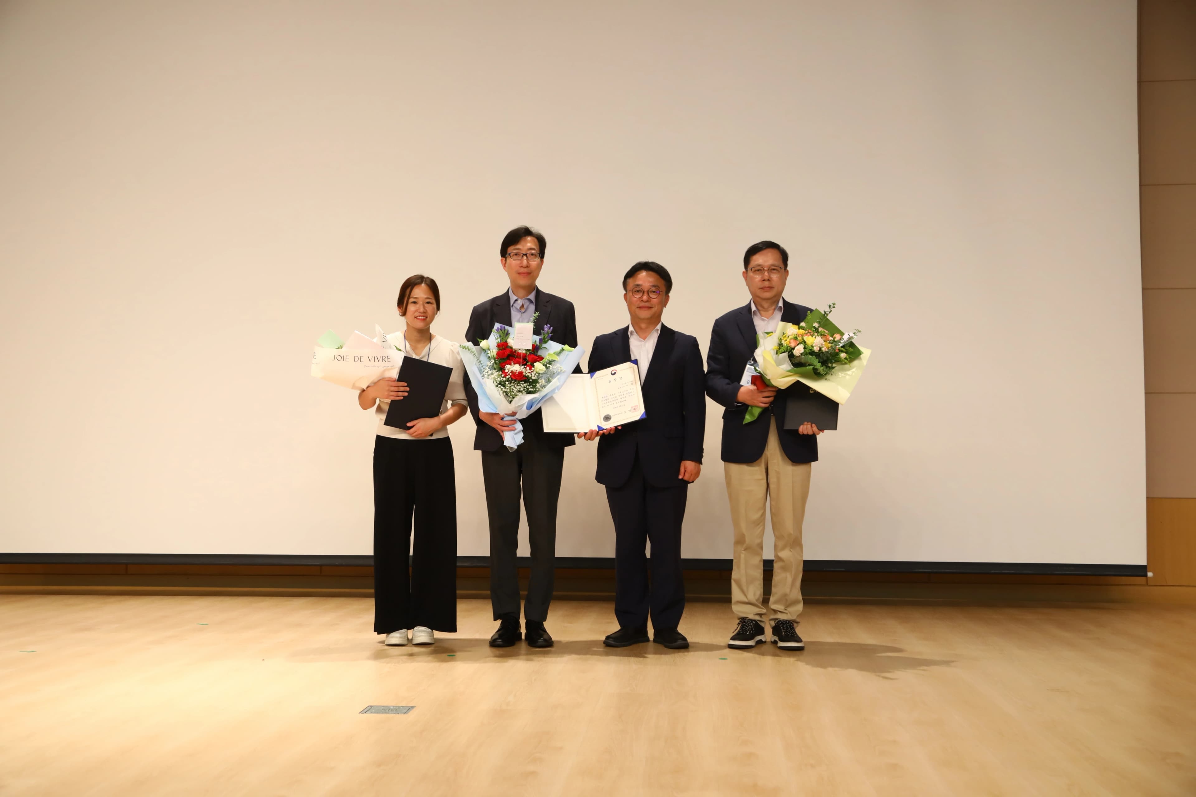 우수 스마트공장 구축기업 
 중기부 장관상 수상